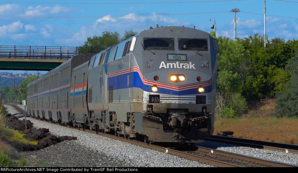 AMTK 184 Leads California Zephyr 5